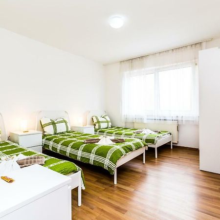 Workers Apartment Am Wiener Platz Кёльн Экстерьер фото