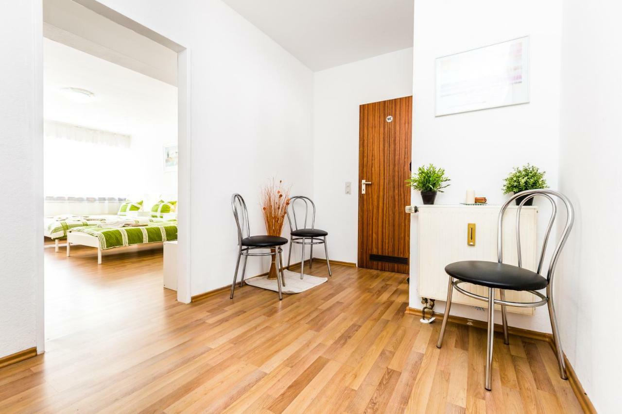 Workers Apartment Am Wiener Platz Кёльн Экстерьер фото