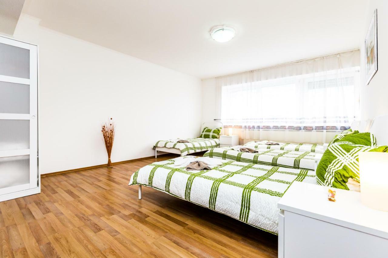 Workers Apartment Am Wiener Platz Кёльн Экстерьер фото