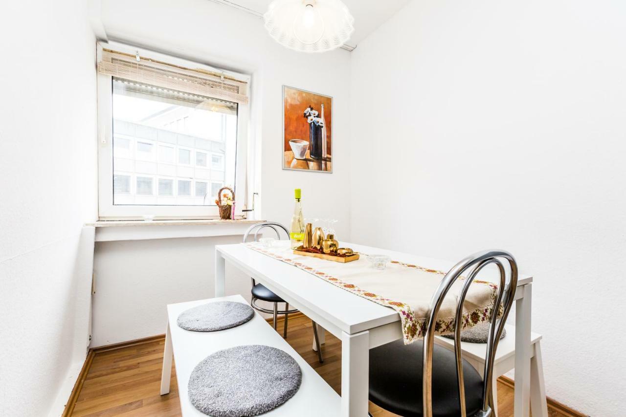 Workers Apartment Am Wiener Platz Кёльн Экстерьер фото